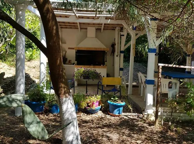 Дом отдыха Archontou