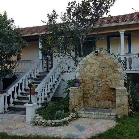 Archontou Ferienhaus