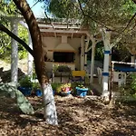 בית נופש Archontou