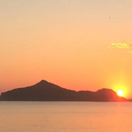 بيت للعطل Archontou *